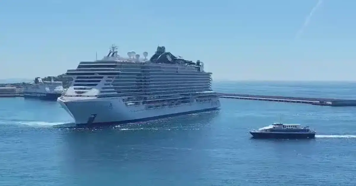 ABUSO DE CRUCEROS