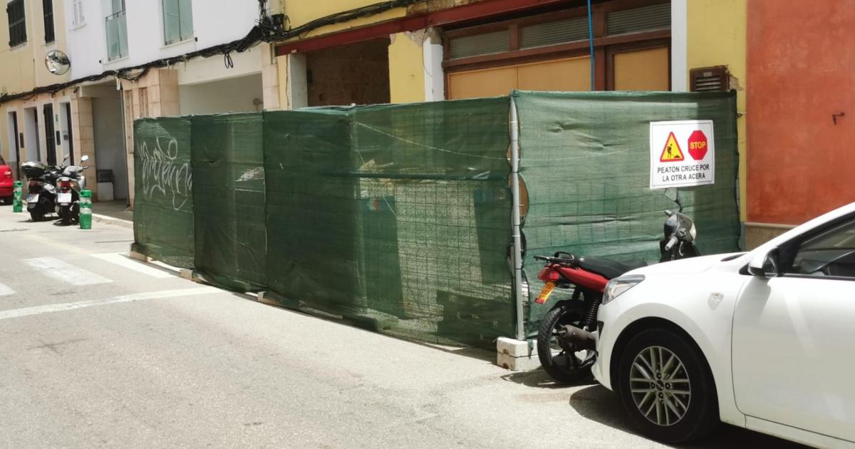 Obstacles a la via pública