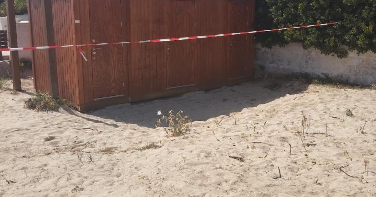 Sin baños públicos en Punta Prima